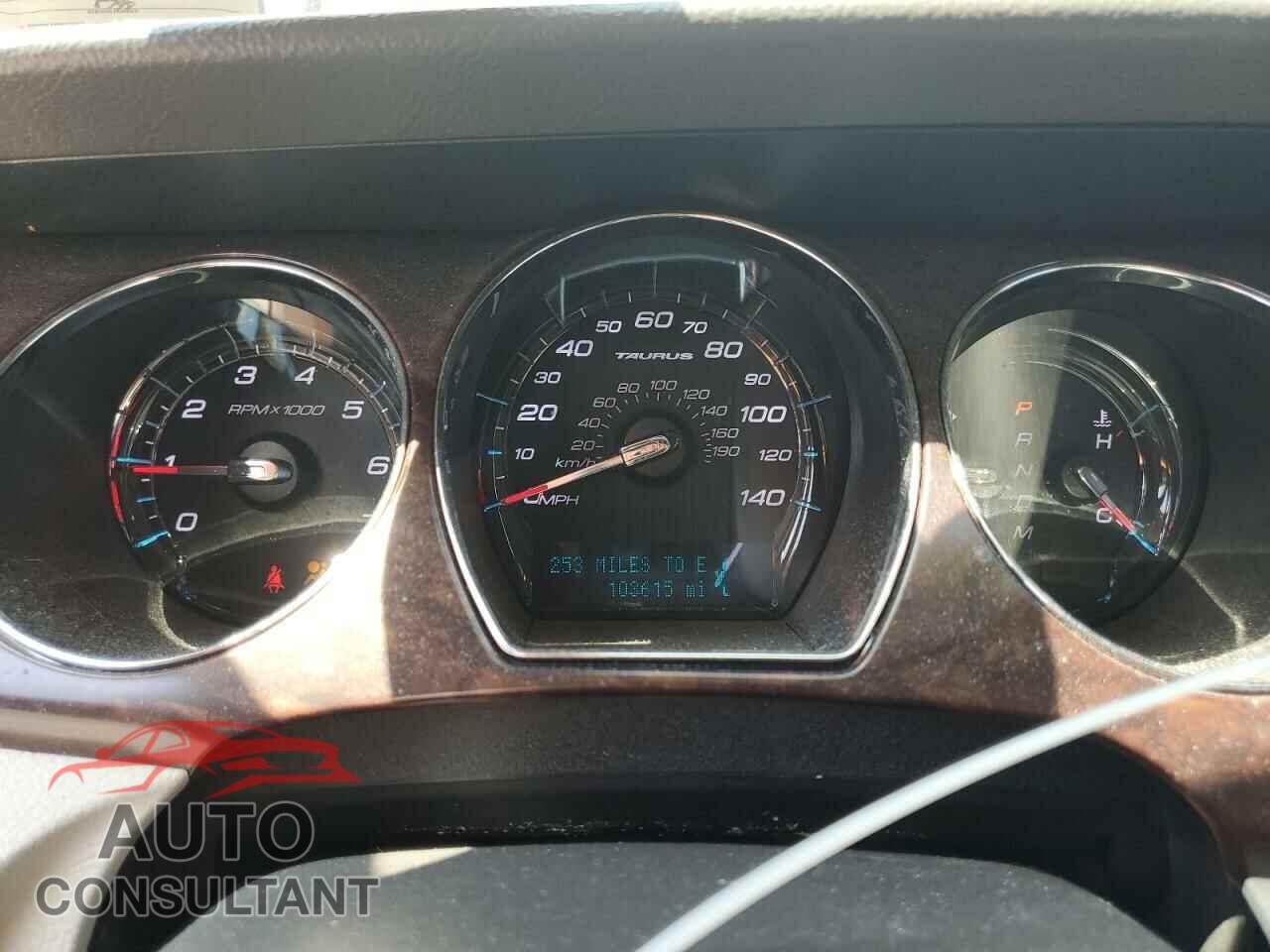 FORD TAURUS 2011 - 1FAHP2EW8BG172302