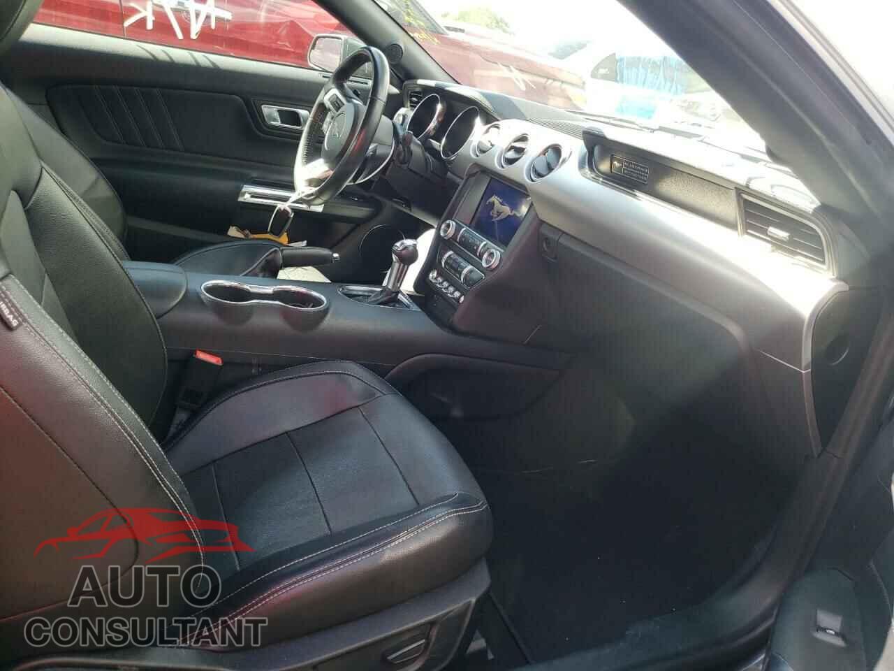 FORD MUSTANG 2020 - 1FA6P8TH4L5136781