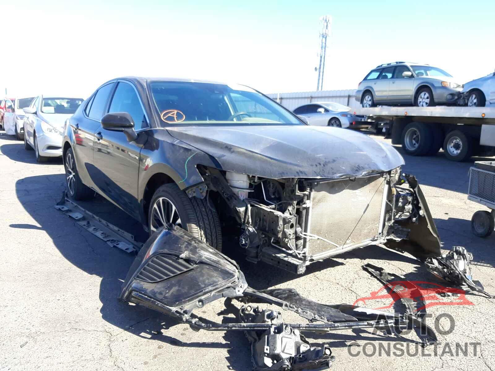 TOYOTA CAMRY 2019 - 4T1B11HK8KU243662