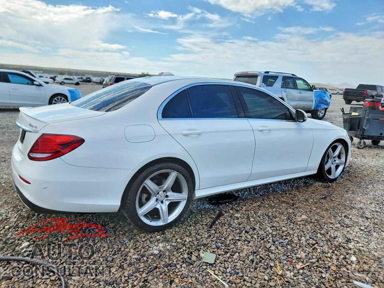 MERCEDES-BENZ E-CLASS 2017 - WDDZF4KB2HA082109
