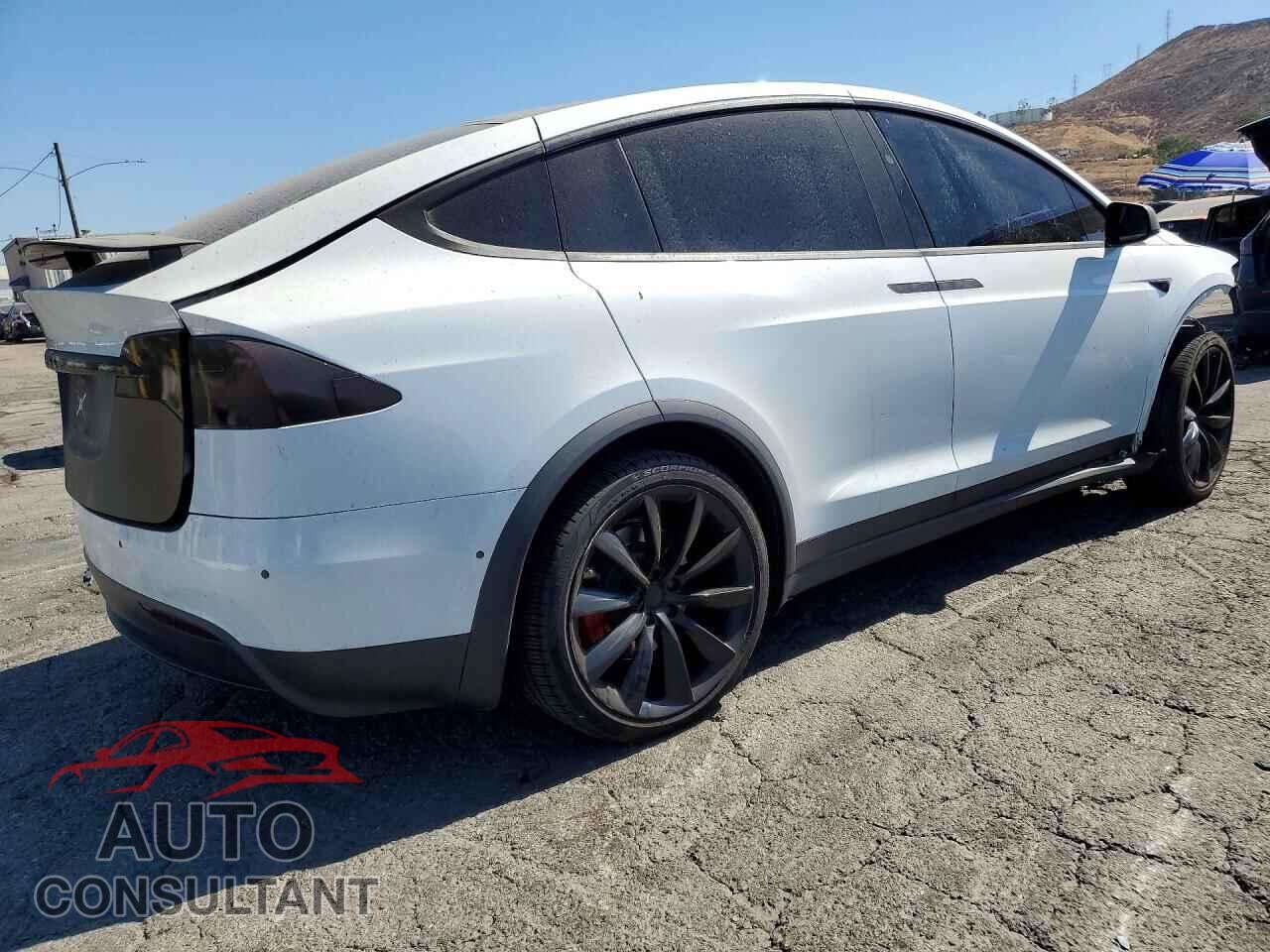 TESLA MODEL X 2020 - 5YJXCBE45LF282980