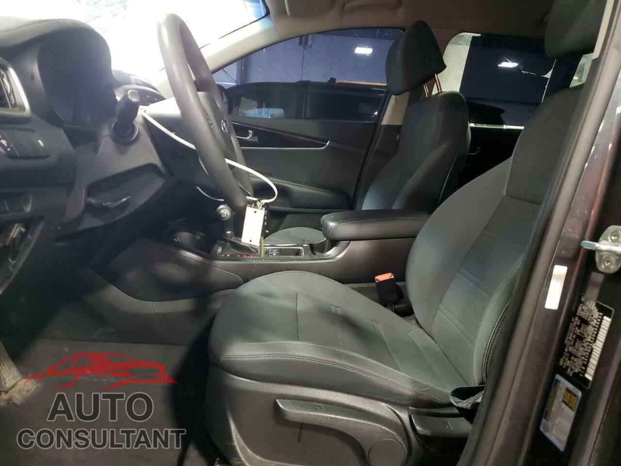 KIA SORENTO 2017 - 5XYPGDA52HG324455
