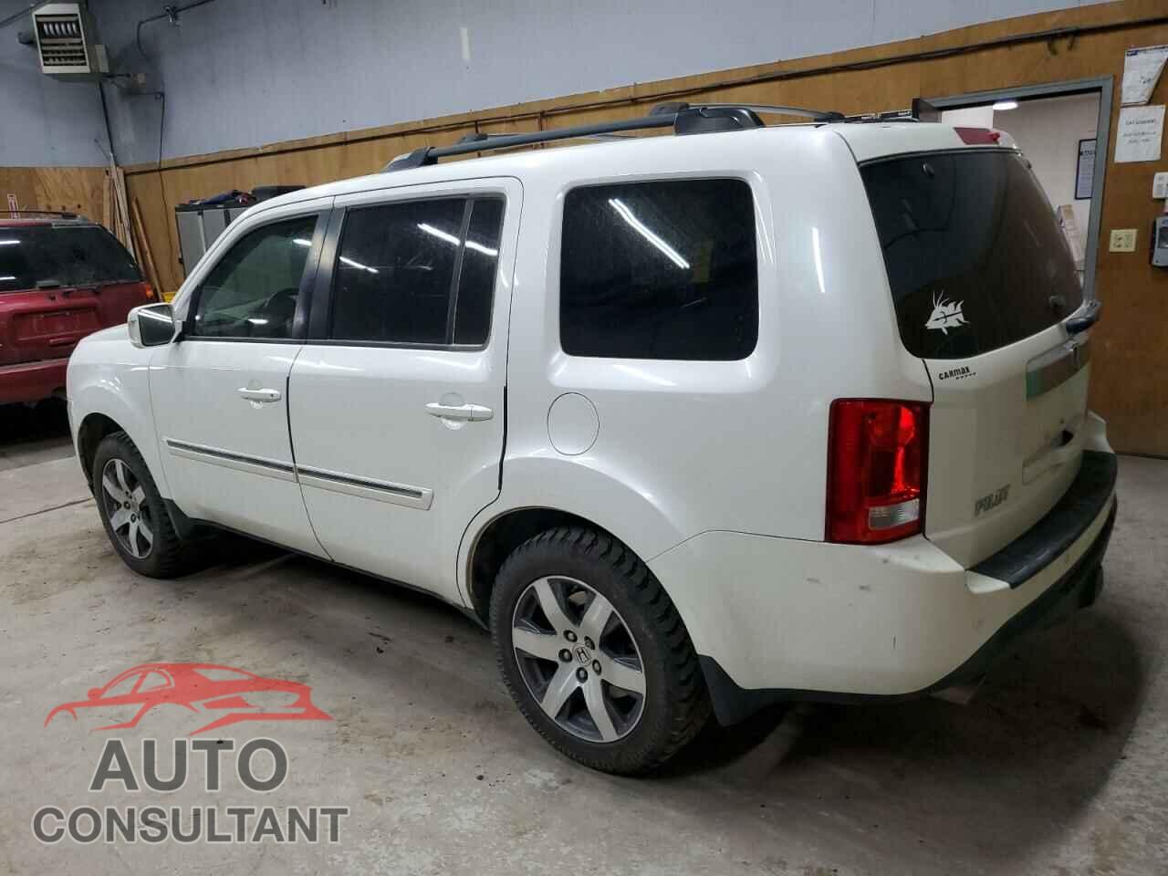 HONDA PILOT 2012 - 5FNYF4H9XCB036473