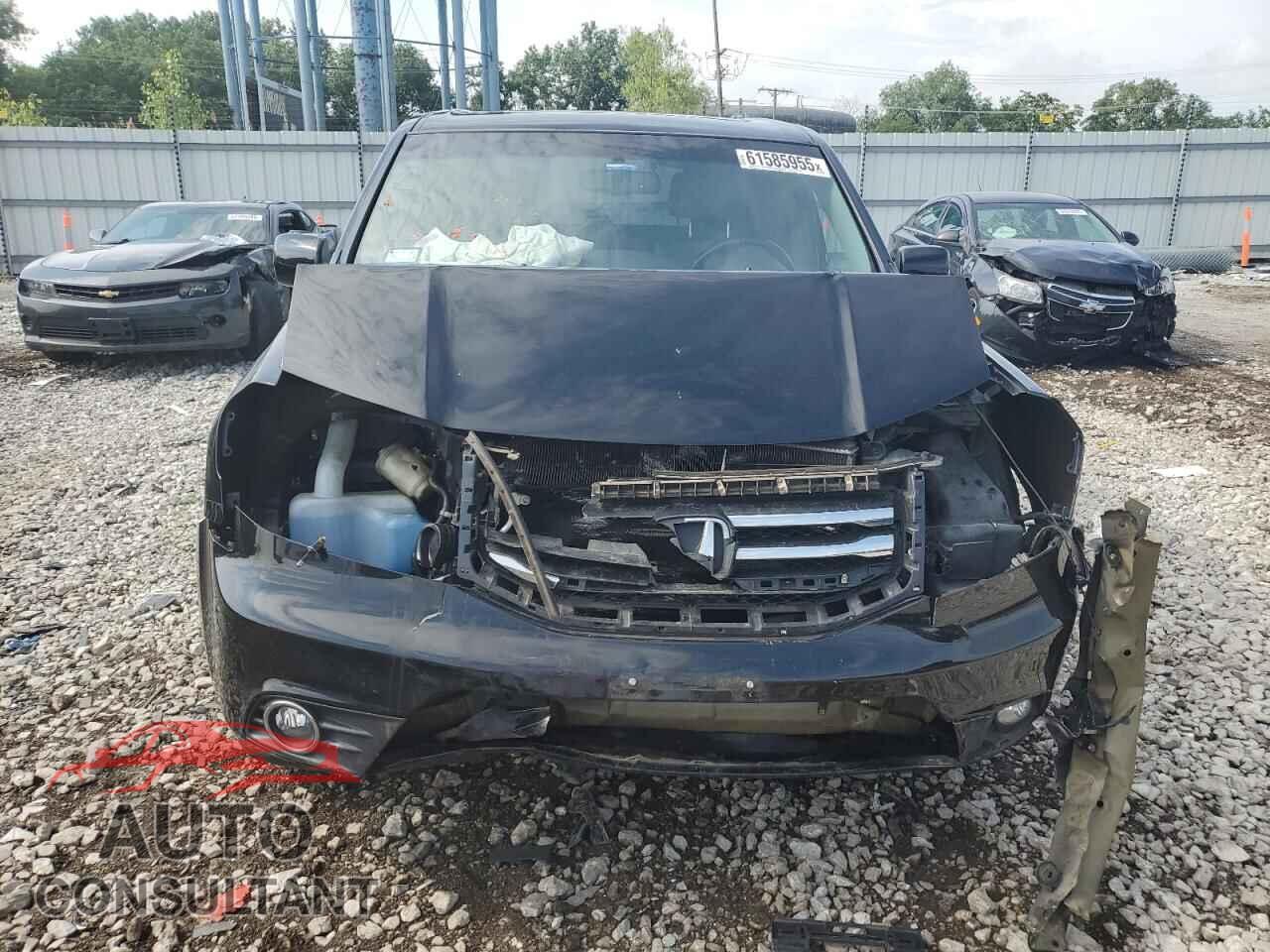 HONDA PILOT 2015 - 5FNYF3H62FB031675