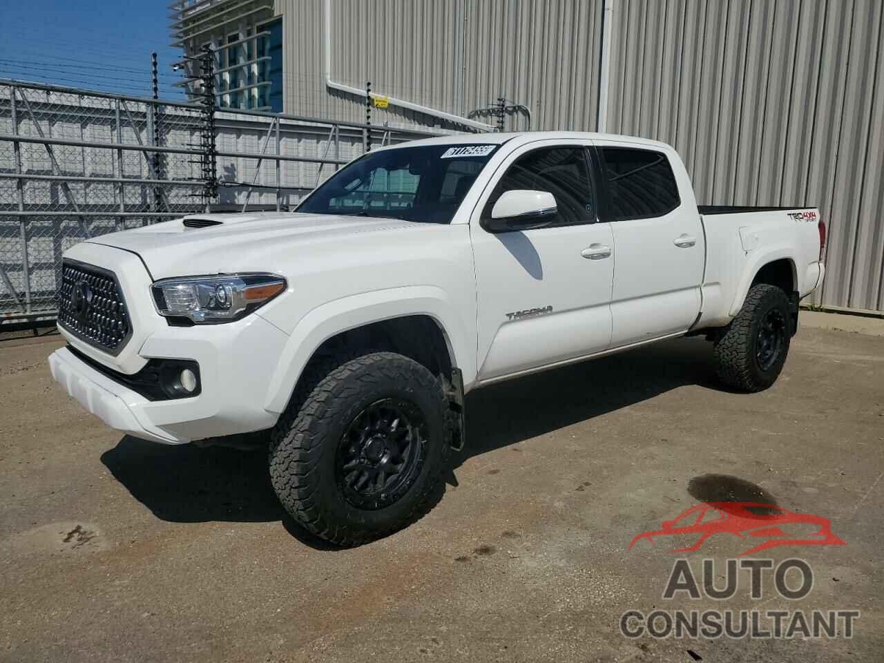 TOYOTA TACOMA 2018 - 5TFDZ5BN9JX035903