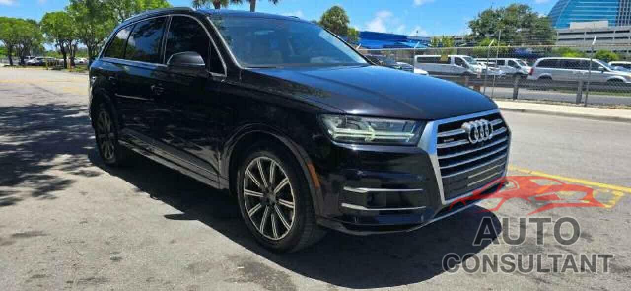 AUDI Q7 2017 - WA1VABF74HD020270