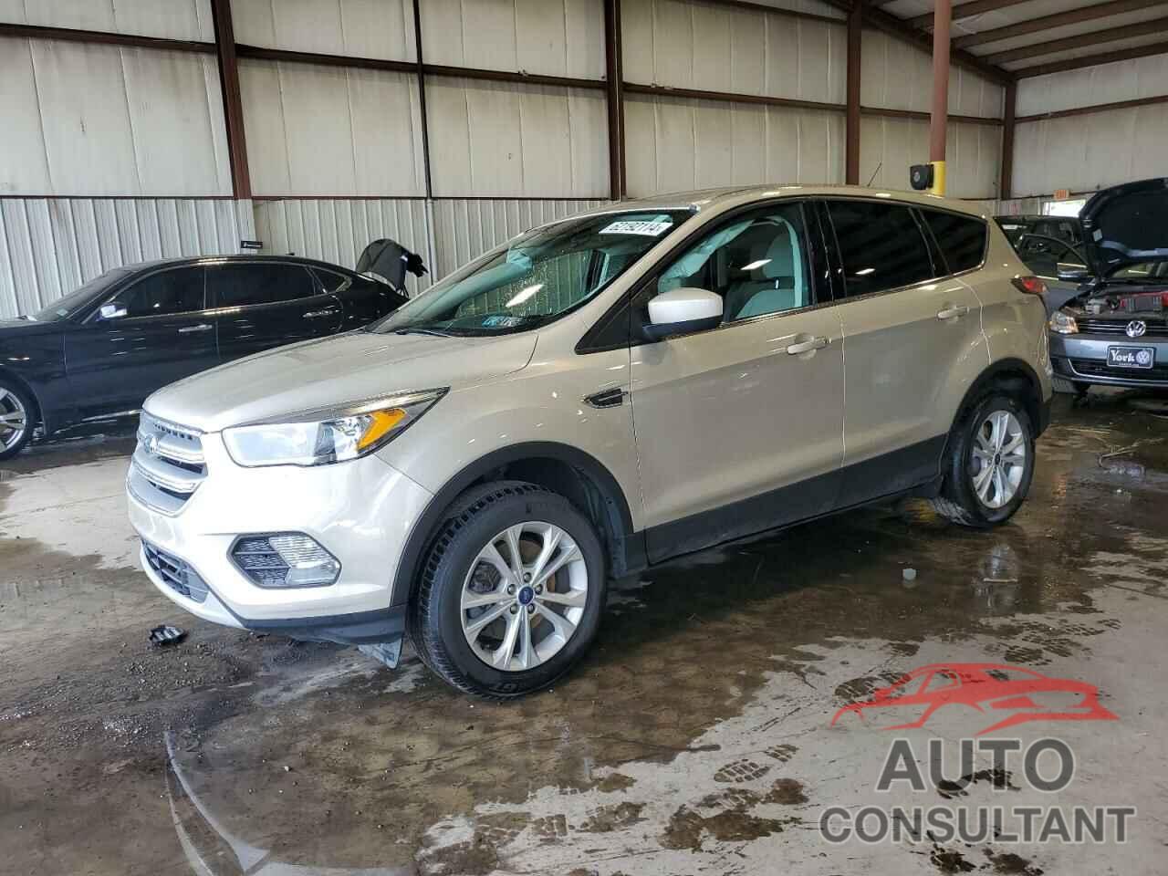 FORD ESCAPE 2017 - 1FMCU9GD0HUA98509