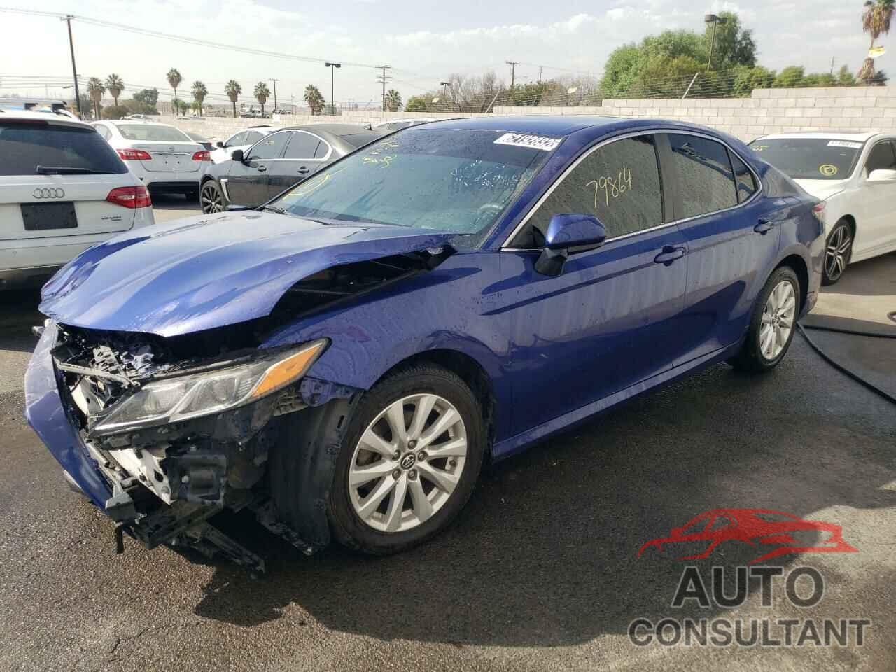 TOYOTA CAMRY 2018 - 4T1B11HK8JU530126