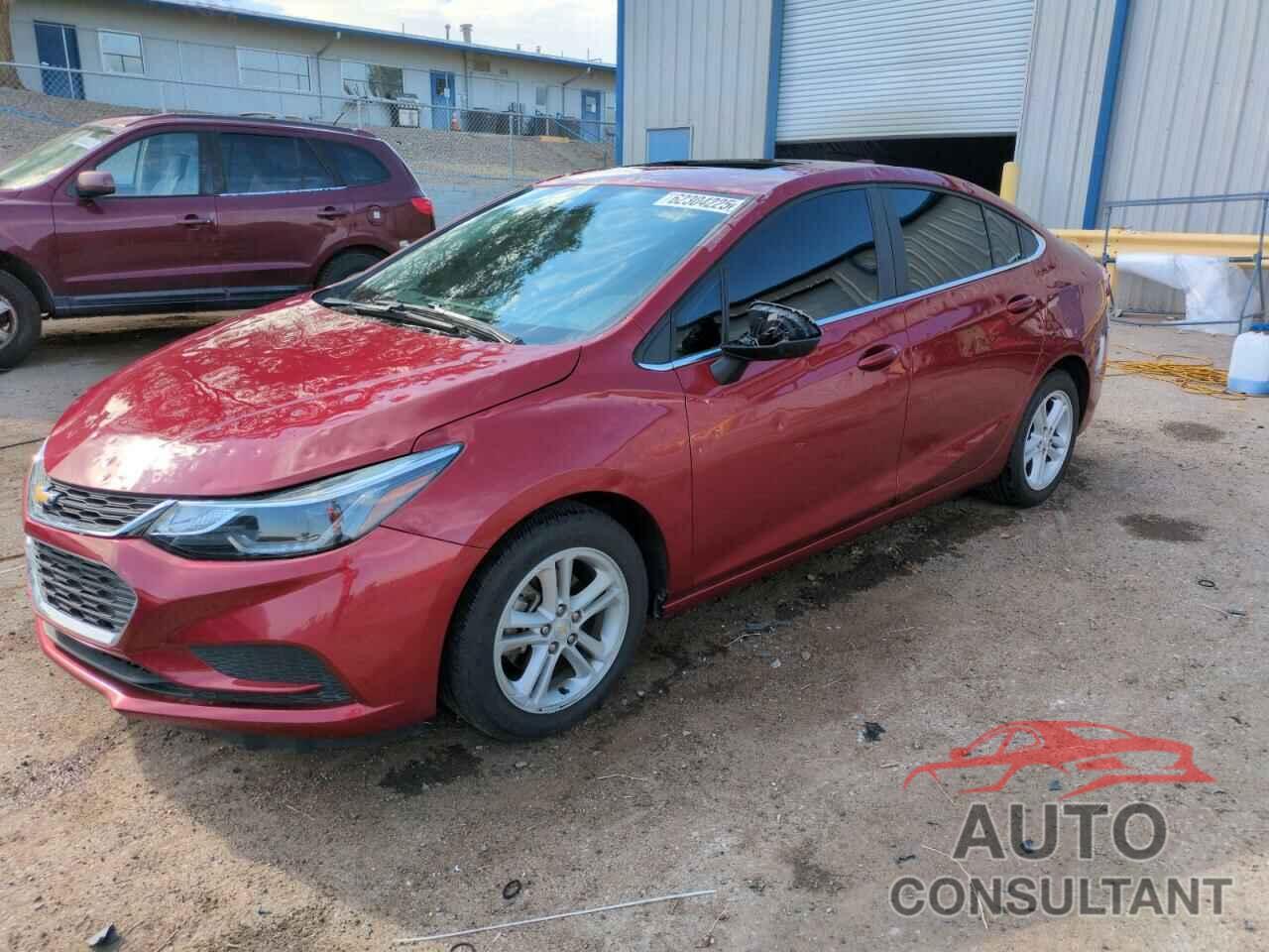 CHEVROLET CRUZE 2018 - 1G1BE5SM1J7226797