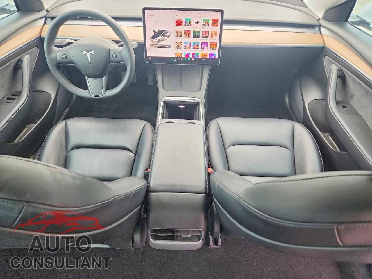 TESLA MODEL 3 2021 - 5YJ3E1EB2MF055930