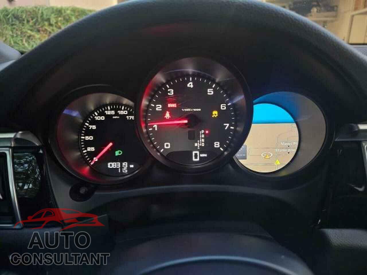 PORSCHE MACAN 2016 - WP1AB2A59GLB46733