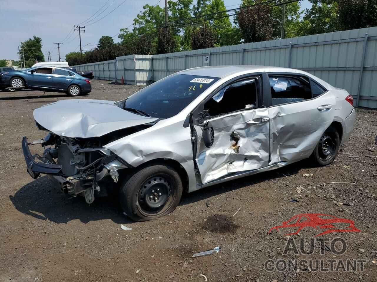 TOYOTA COROLLA 2018 - 5YFBURHE5JP806599