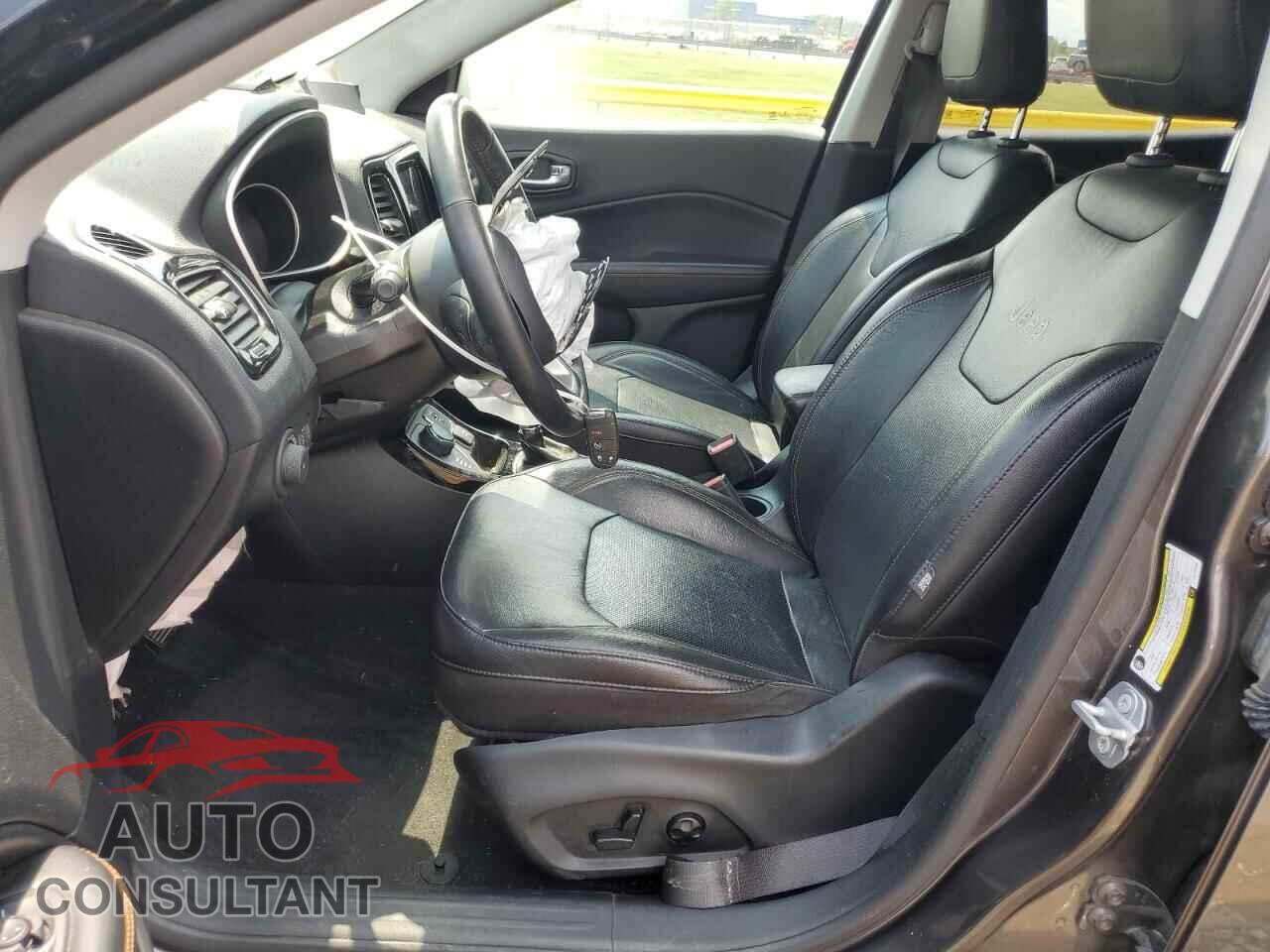 JEEP COMPASS 2019 - 3C4NJDCBXKT772468
