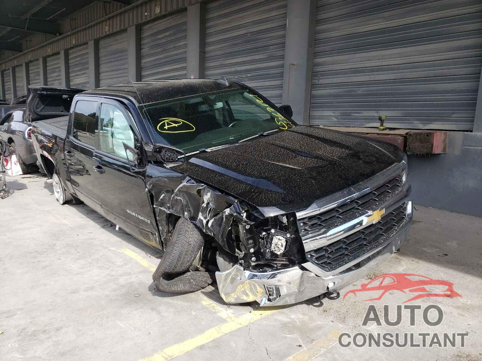 CHEVROLET SILVERADO 2017 - 3GCUKREC5HG198858
