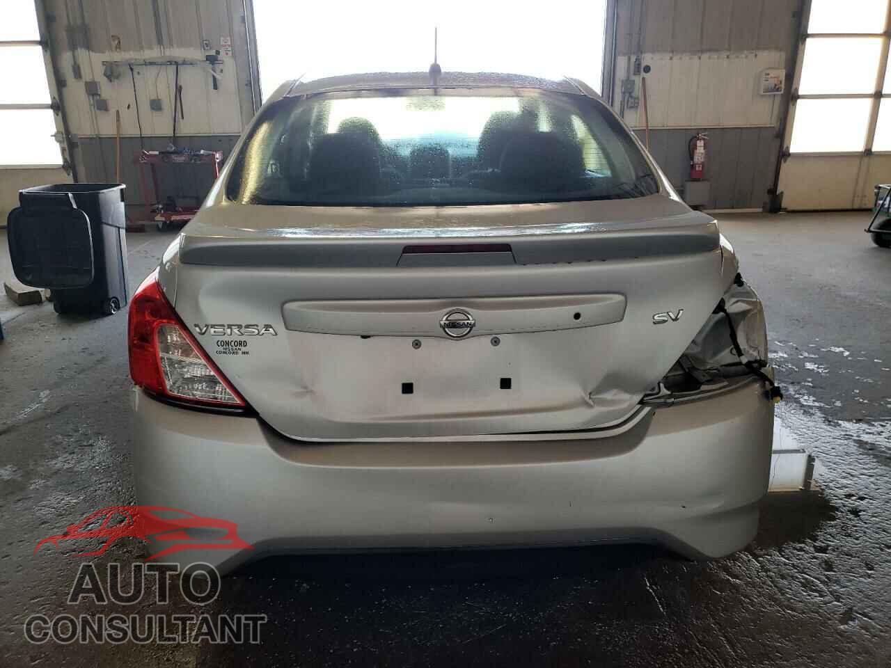 NISSAN VERSA 2019 - 3N1CN7AP3KL817586