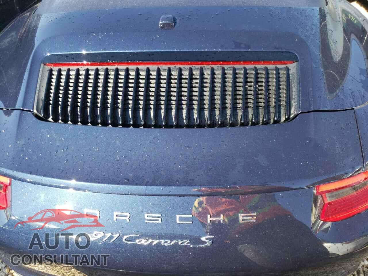 PORSCHE 911 2017 - WP0CB2A90HS155356