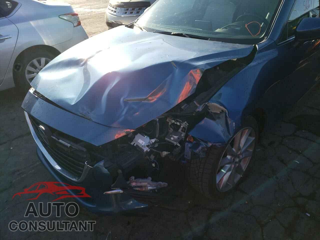 MAZDA 3 2017 - 3MZBN1M31HM148488