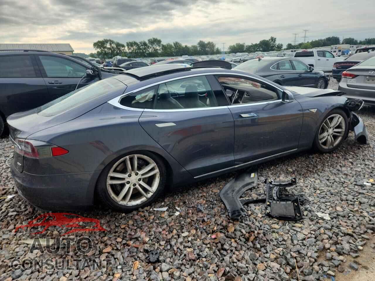 TESLA MODEL S 2016 - 5YJSA1E23GF128444