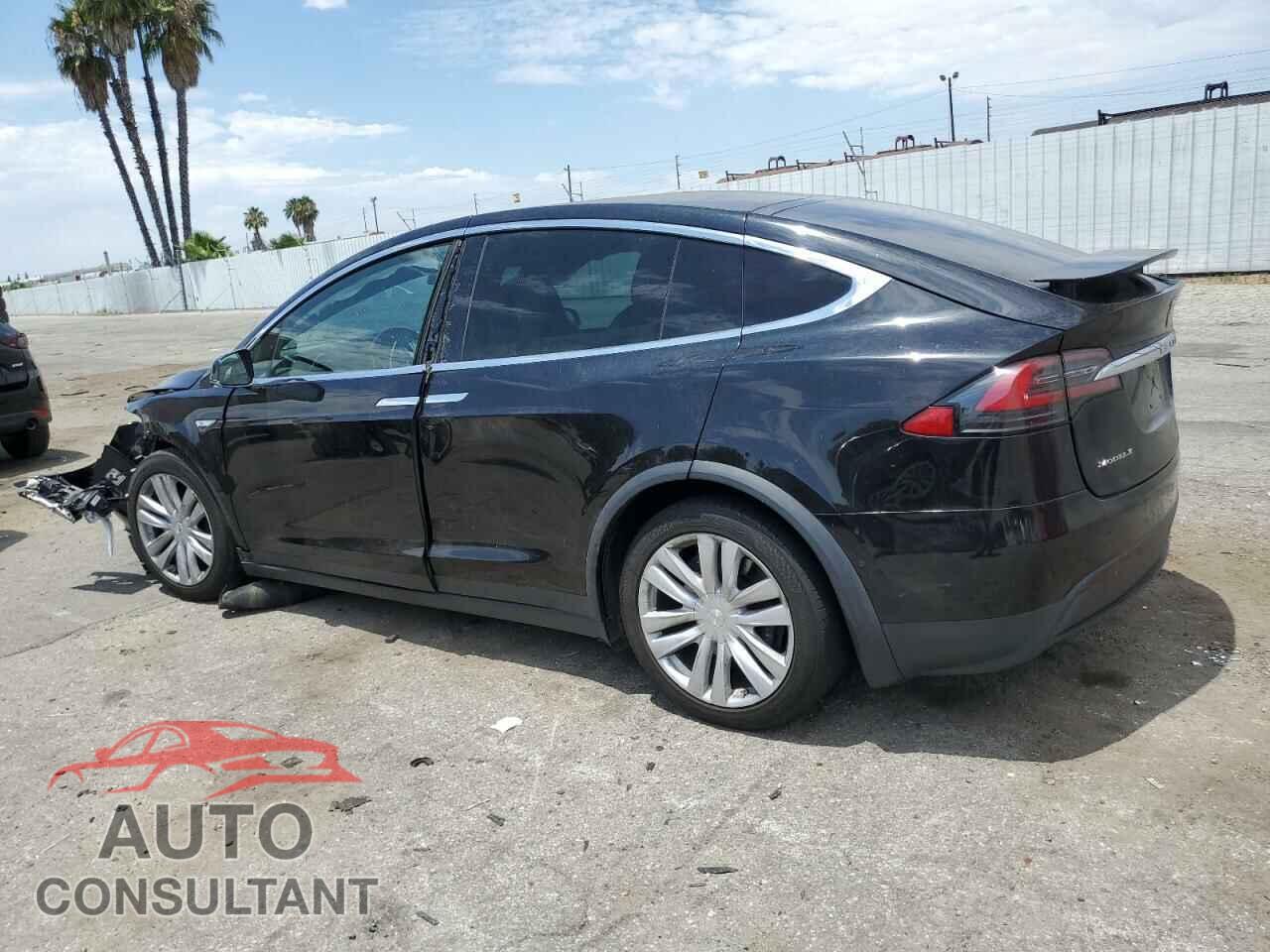 TESLA MODEL X 2016 - 5YJXCBE26GF010765