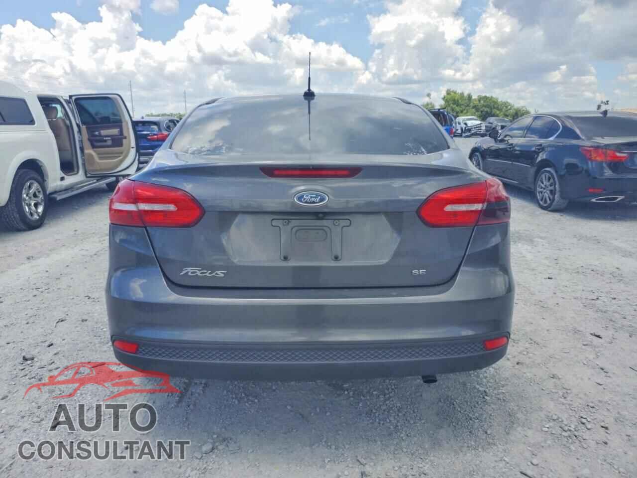 FORD FOCUS 2017 - 1FADP3F25HL302195
