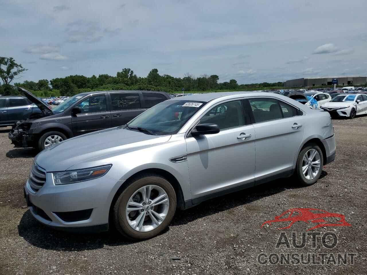 FORD TAURUS 2015 - 1FAHP2D82FG159876