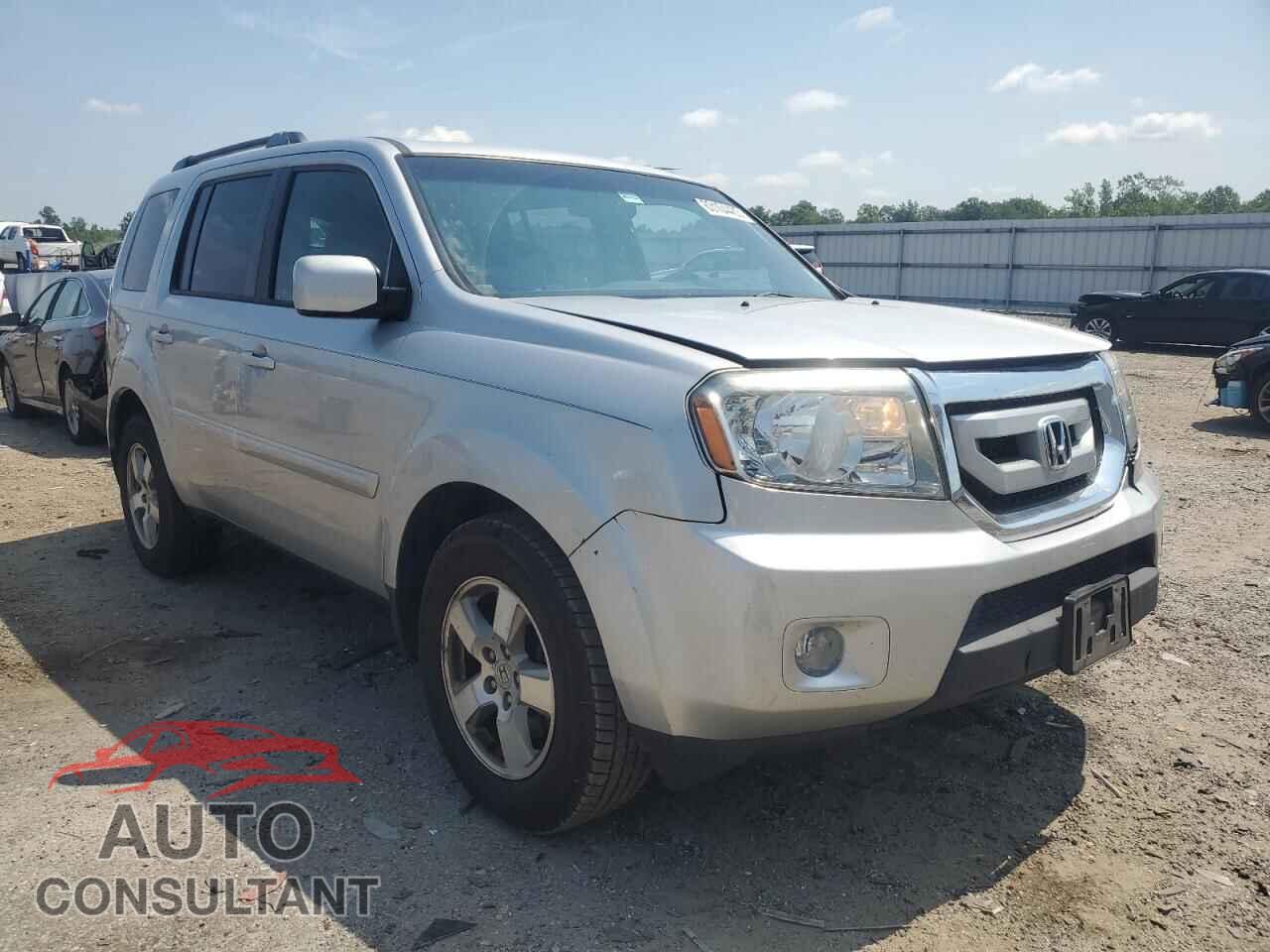 HONDA PILOT 2011 - 5FNYF4H55BB020452