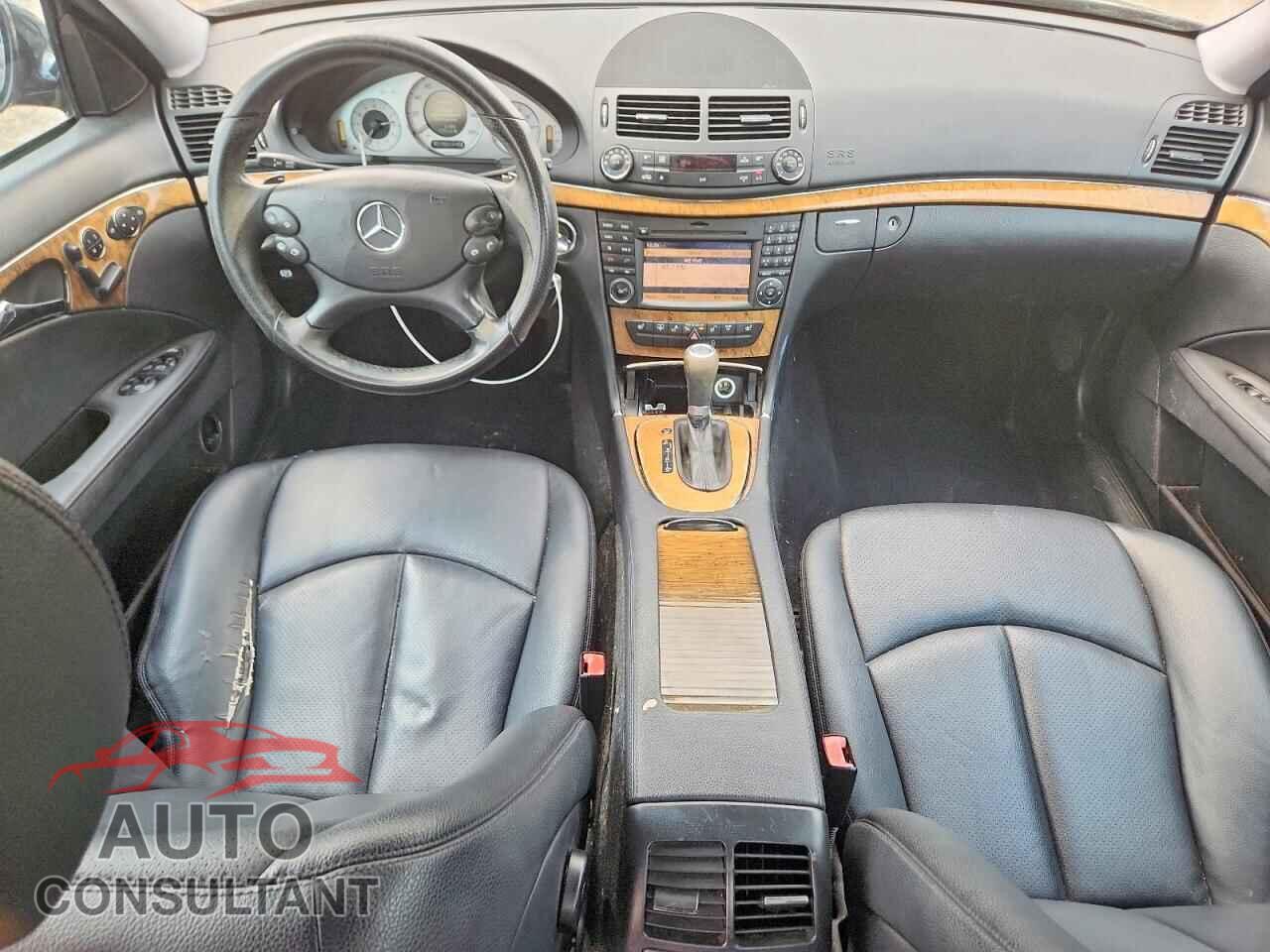 MERCEDES-BENZ E-CLASS 2009 - WDBUF87X79B435342