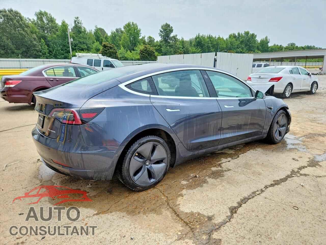 TESLA MODEL 3 2018 - 5YJ3E1EB4JF113967
