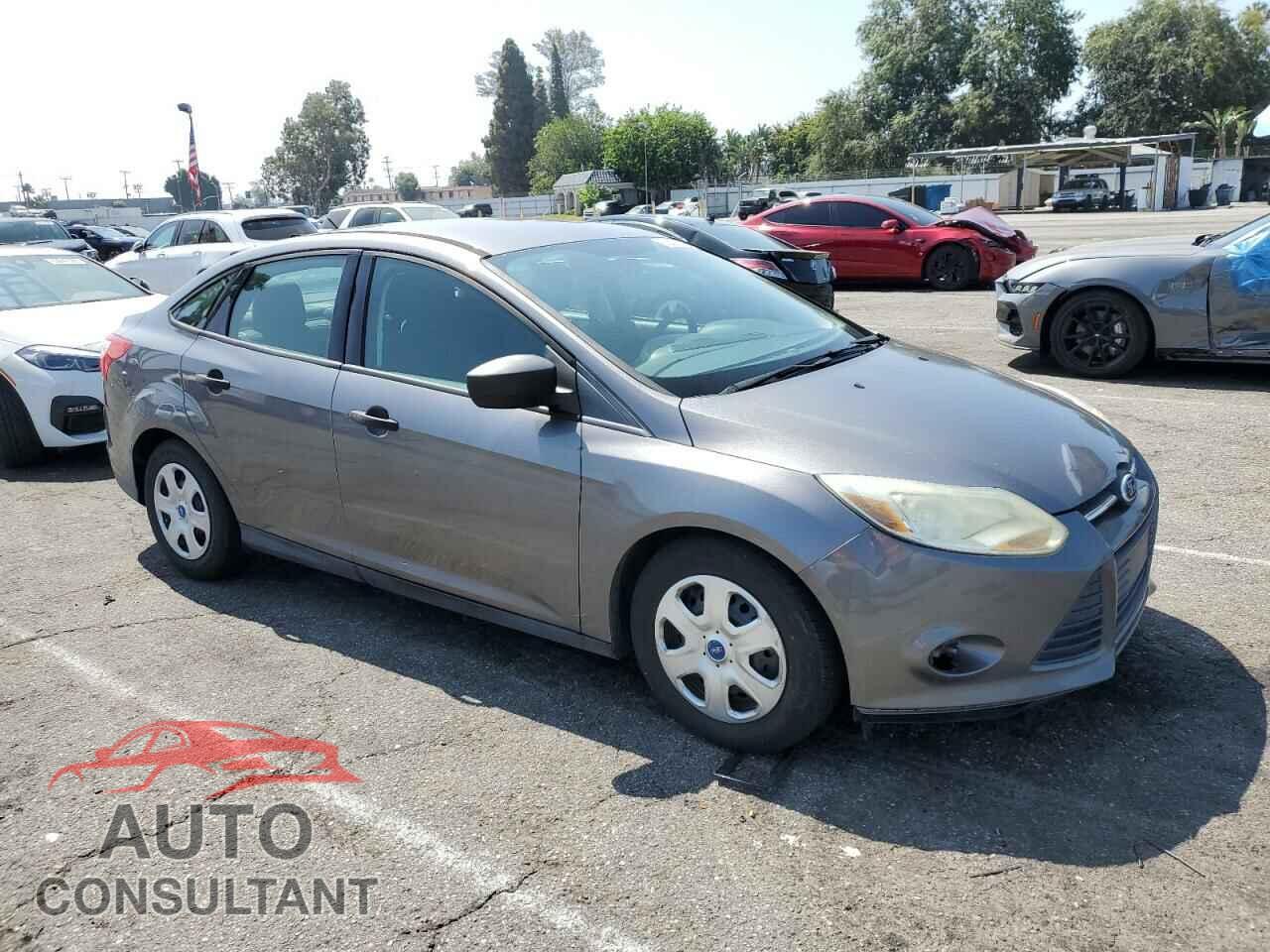 FORD FOCUS 2012 - 1FAHP3E21CL155207