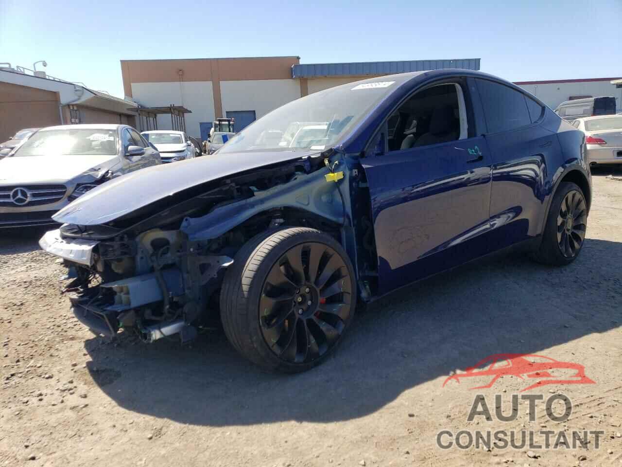 TESLA MODEL Y 2021 - 5YJYGDEF3MF212059