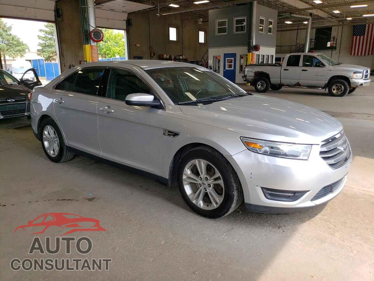 FORD TAURUS 2013 - 1FAHP2E84DG126325