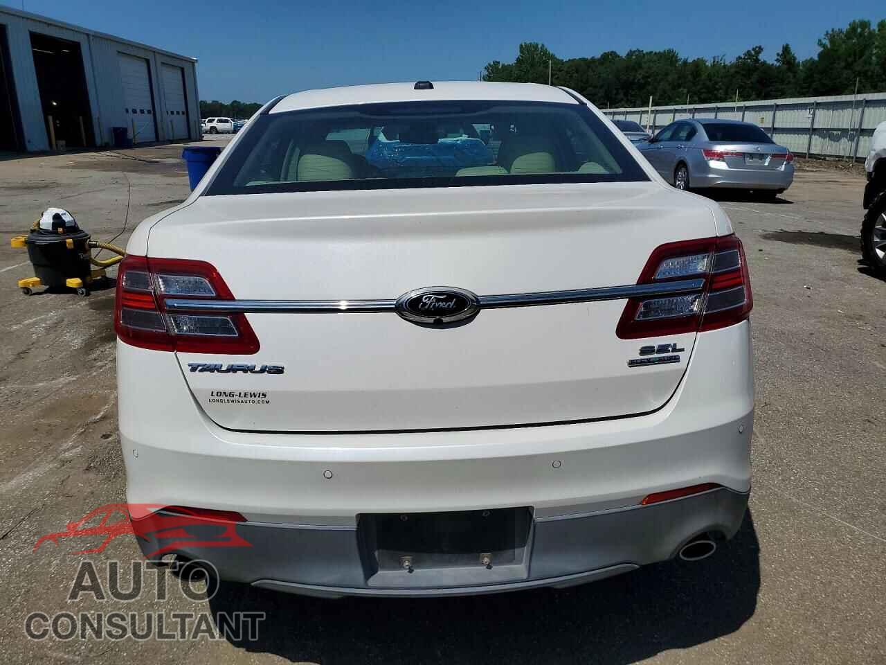 FORD TAURUS 2014 - 1FAHP2E86EG112802