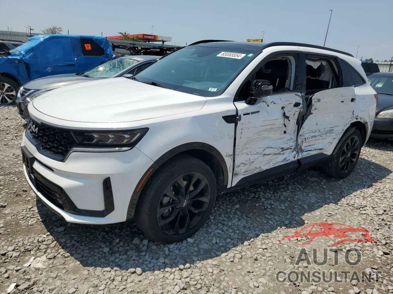 KIA SORENTO 2022 - 5XYRKDLF5NG115641