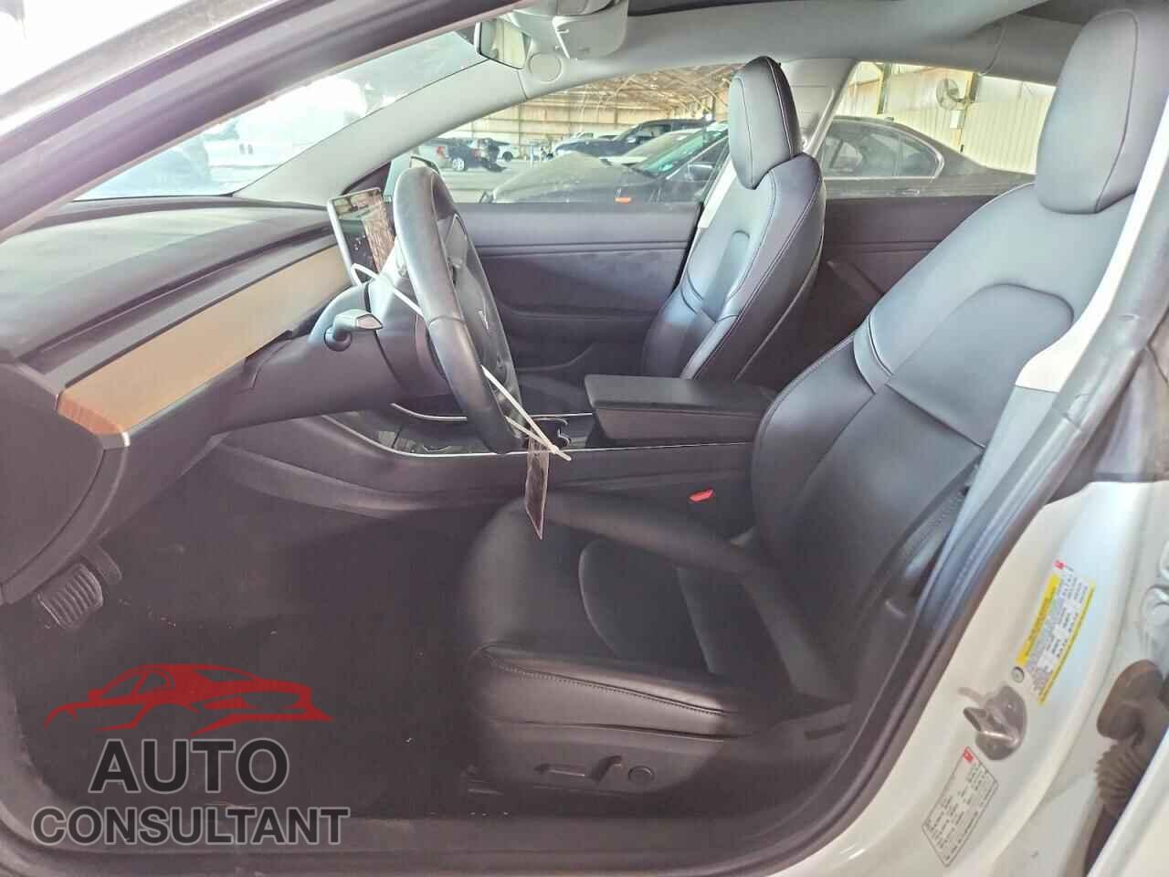 TESLA MODEL 3 2018 - 5YJ3E1EA0JF011220