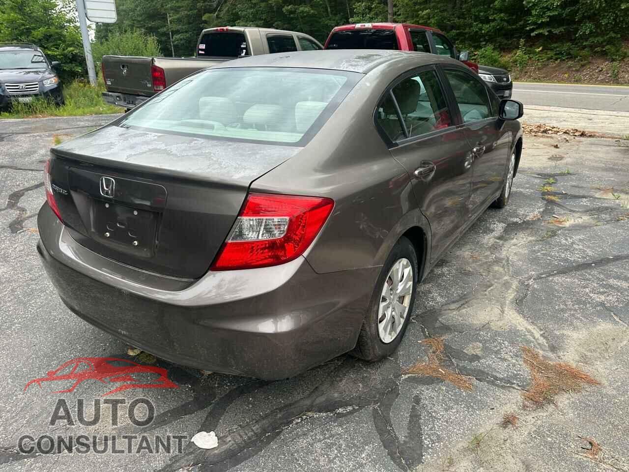 HONDA CIVIC 2012 - 2HGFB2F52CH527932