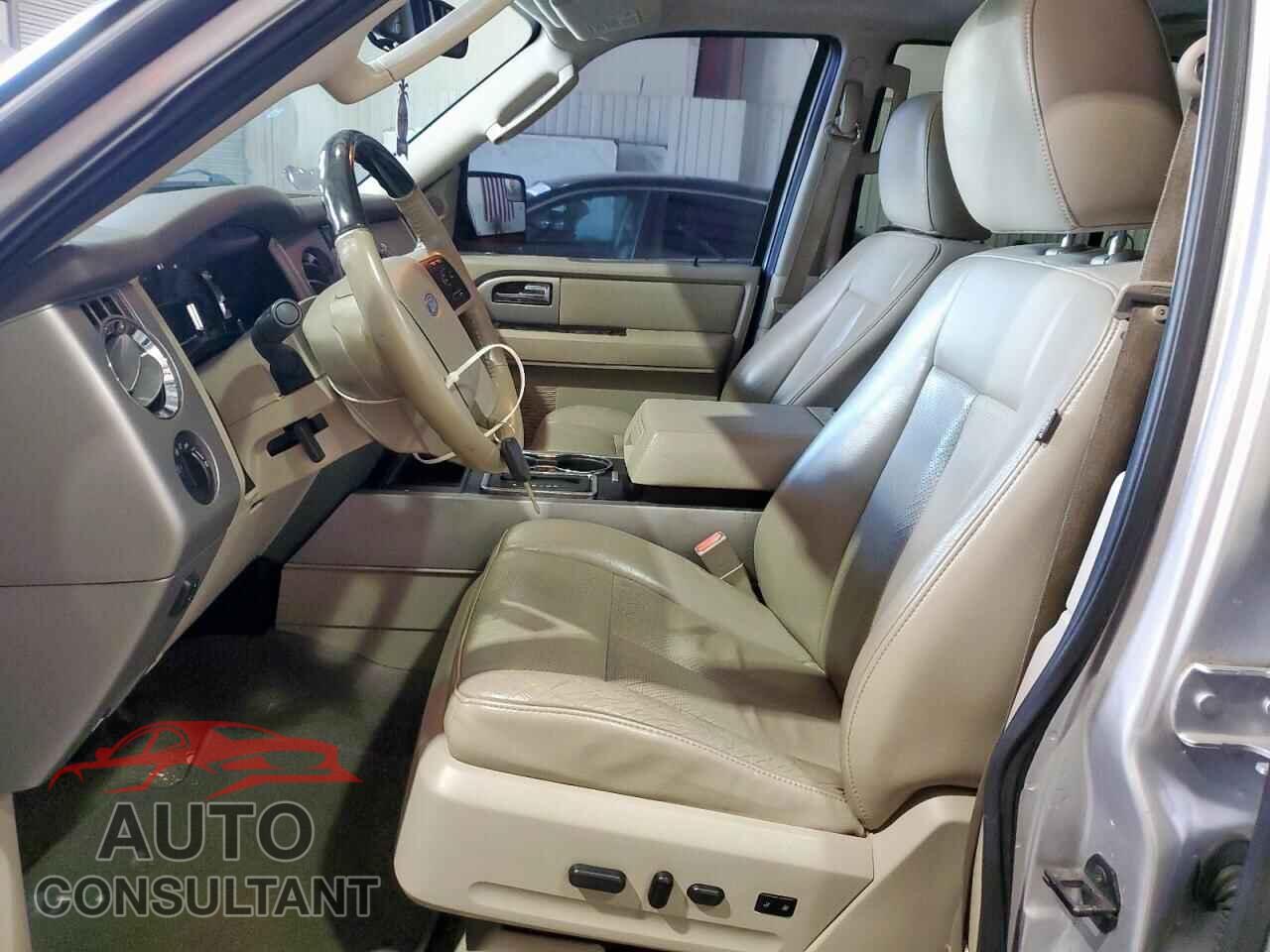 FORD EXPEDITION 2012 - 1FMJU2A52CEF40371