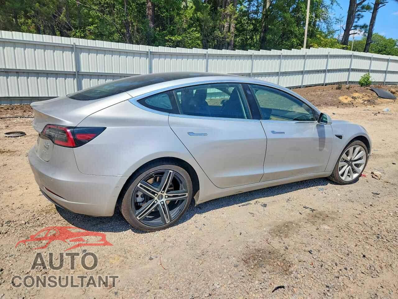 TESLA MODEL 3 2018 - 5YJ3E1EB3JF069170