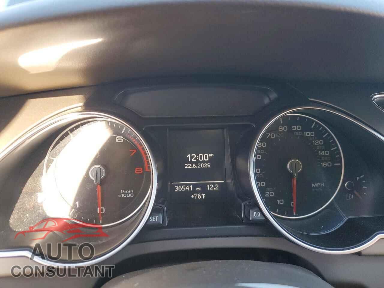 AUDI A5 2013 - WAUCFAFR4DA018456