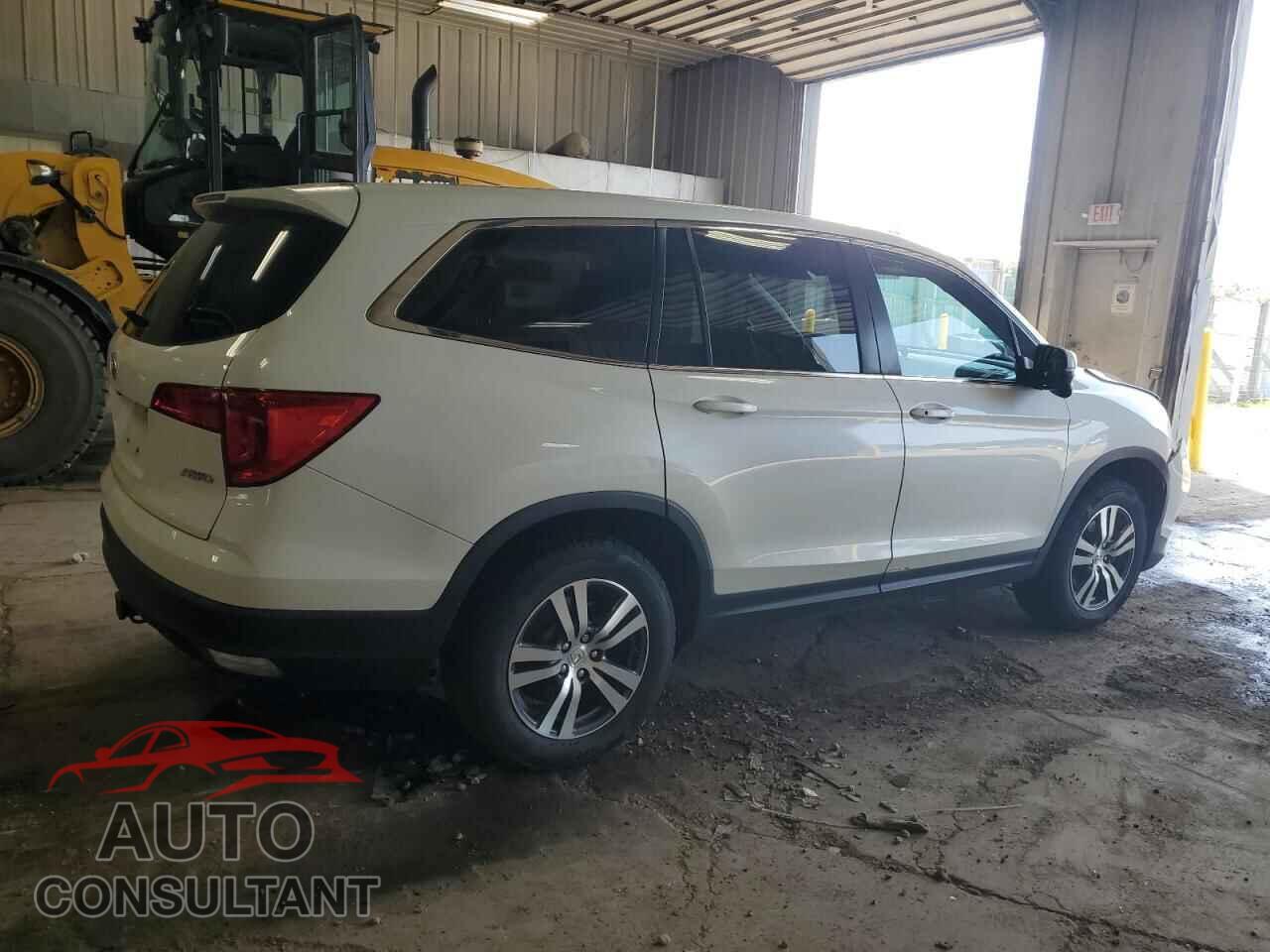 HONDA PILOT 2017 - 5FNYF6H54HB055407