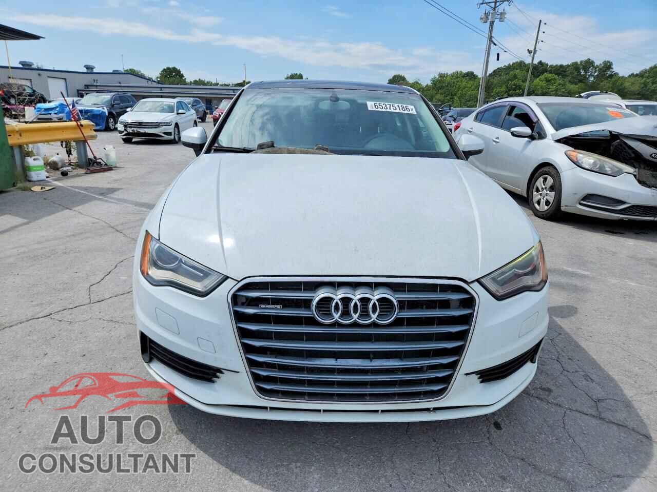 AUDI A3 2015 - WAUBFGFF8F1009346