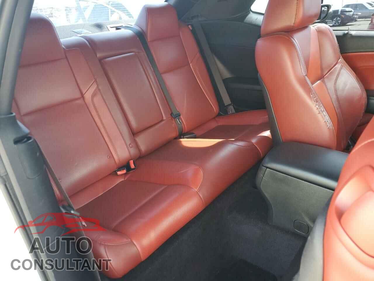 DODGE CHALLENGER 2016 - 2C3CDZBT8GH143155