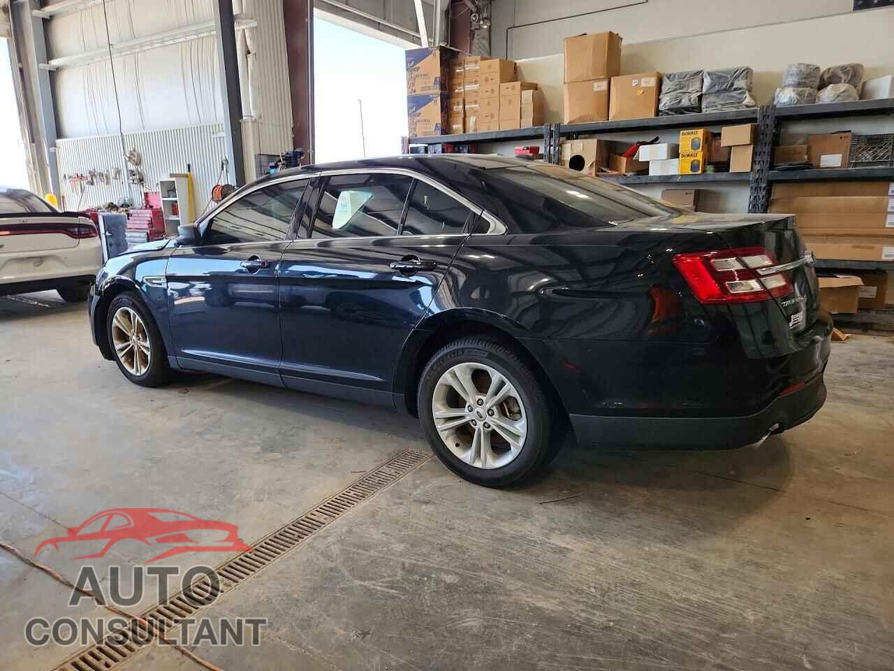 FORD TAURUS 2016 - 1FAHP2D83GG107433