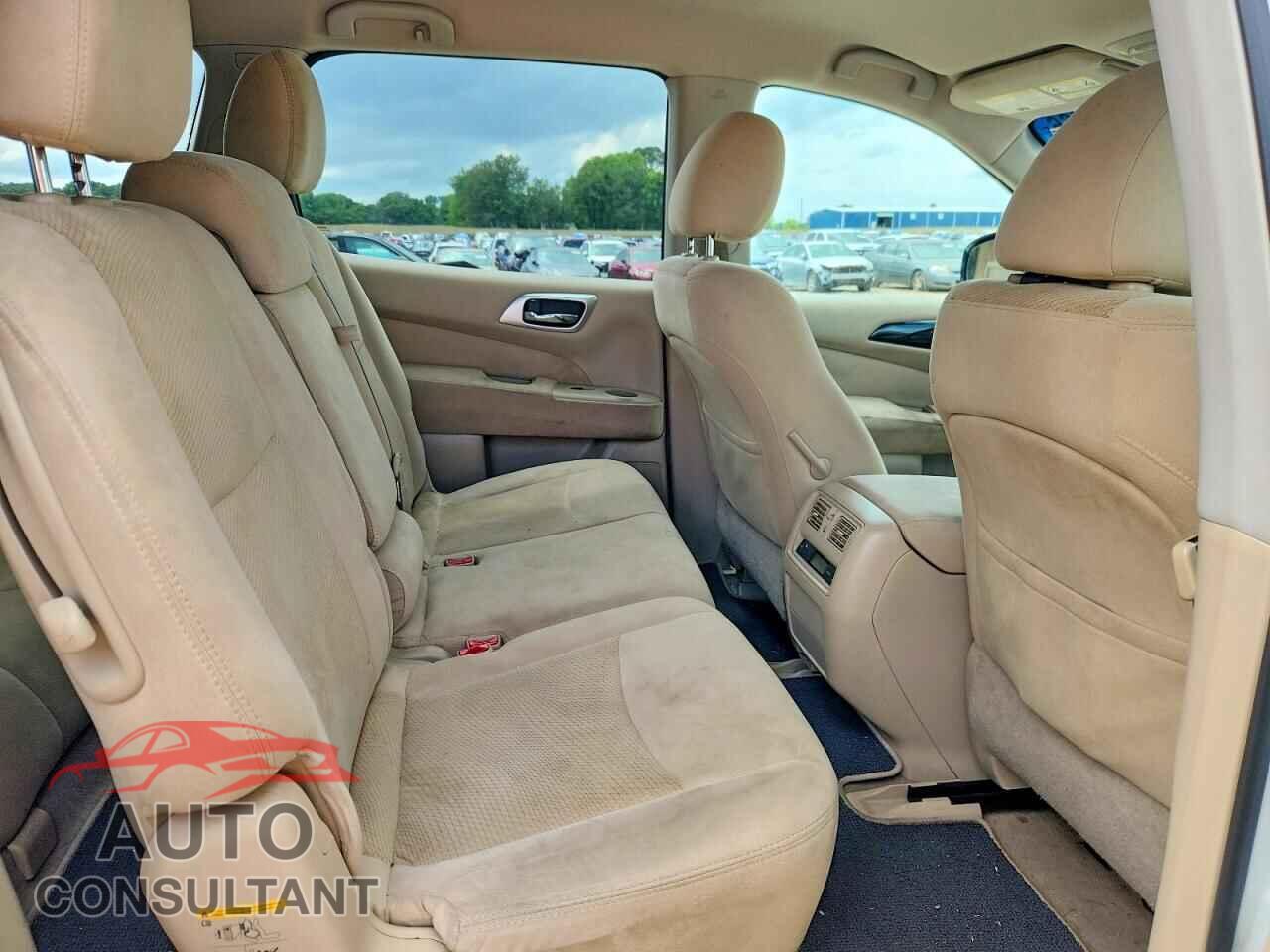 NISSAN PATHFINDER 2014 - 5N1AR2MN1EC647455