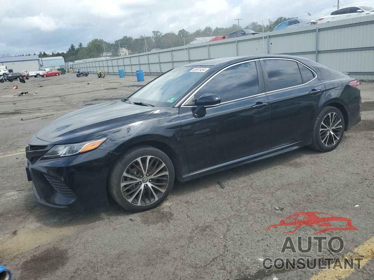 TOYOTA CAMRY 2018 - 4T1B11HK6JU540718