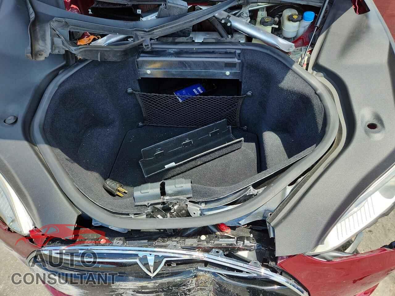 TESLA MODEL S 2012 - 5YJSA1DP2CFS01052