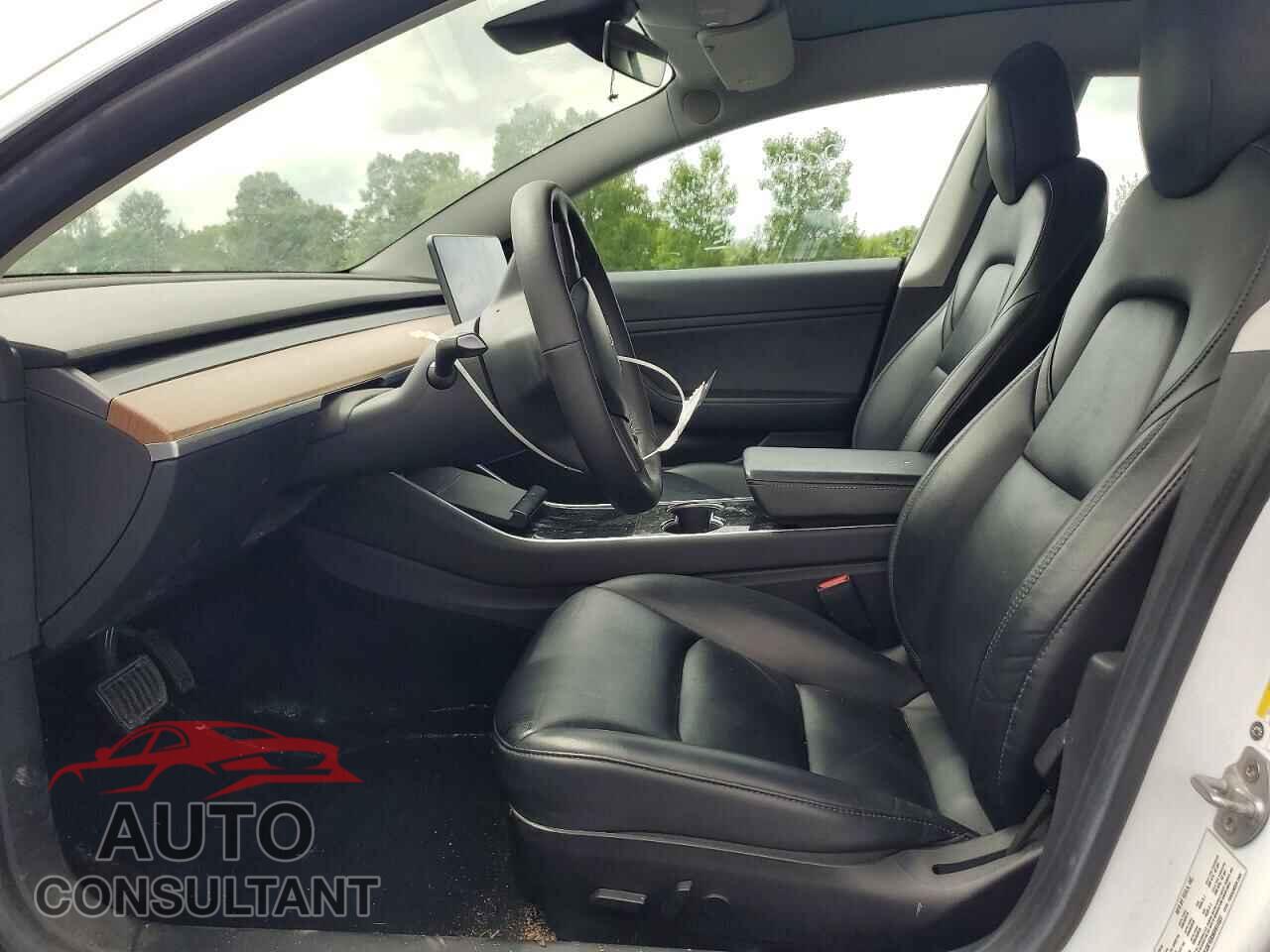 TESLA MODEL 3 2019 - 5YJ3E1EB3KF511527