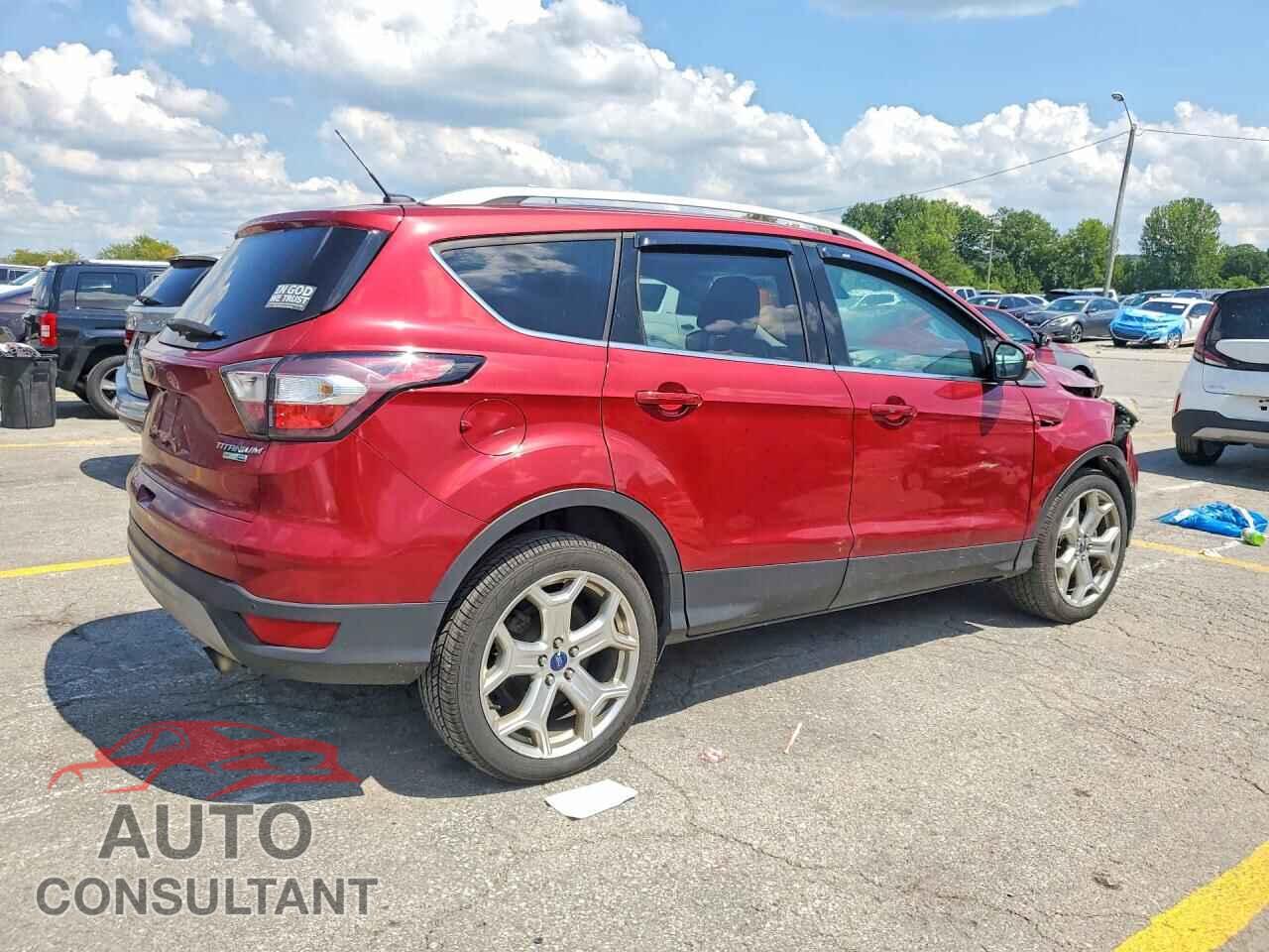 FORD ESCAPE 2017 - 1FMCU9J94HUB23173