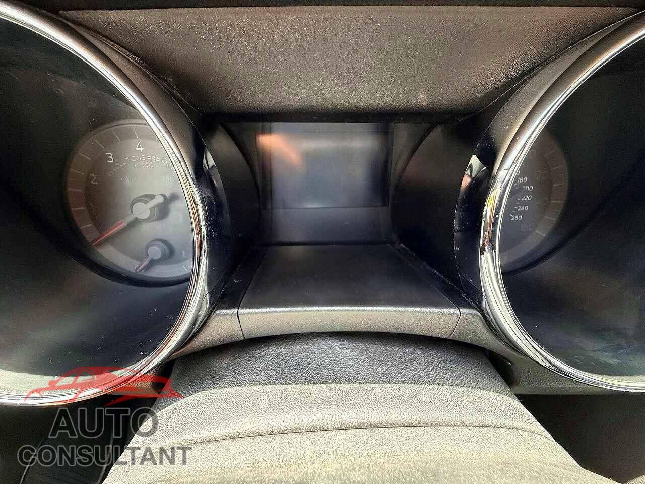 FORD MUSTANG 2017 - 1FATP8EM1H5236809