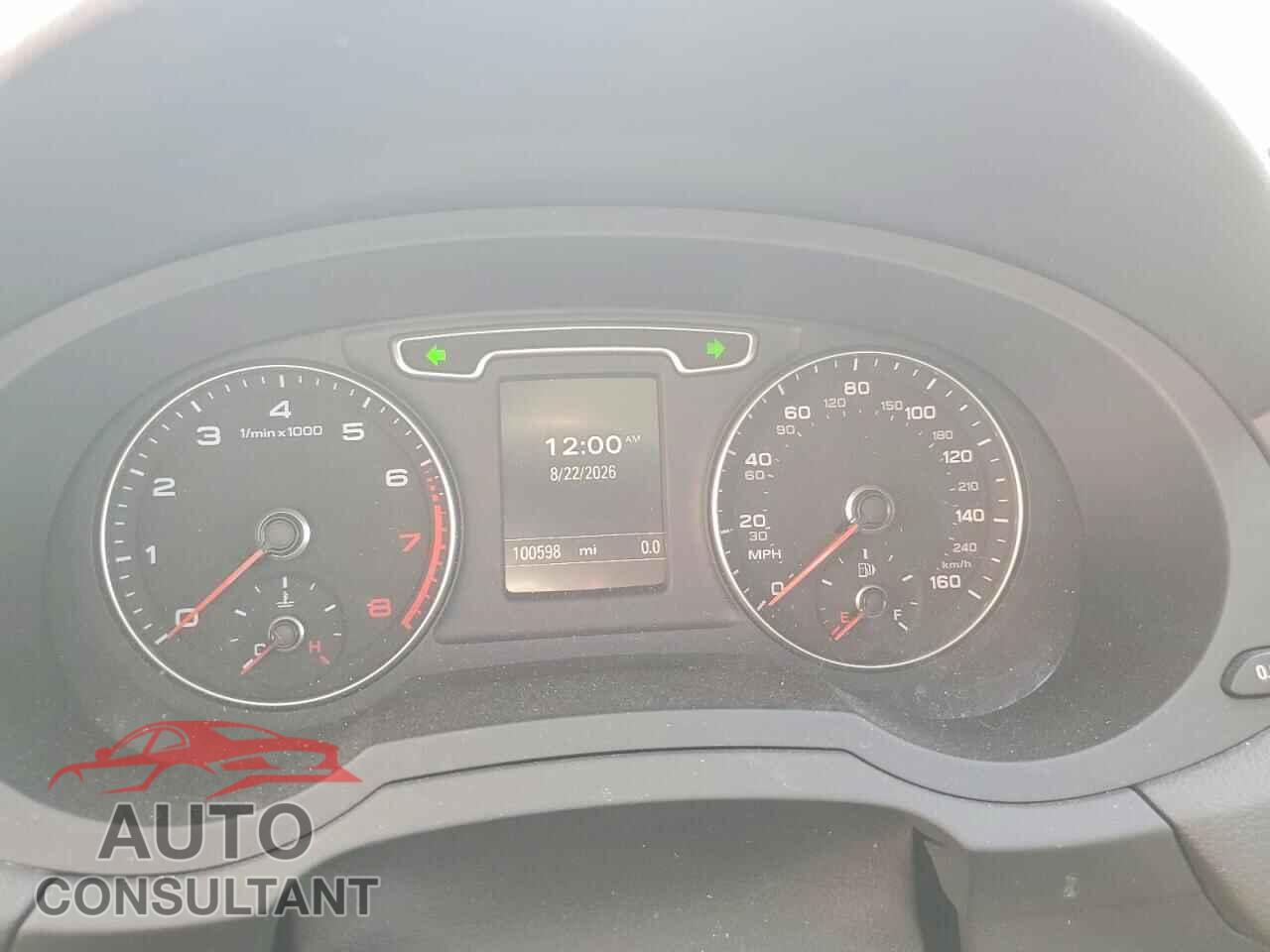 AUDI Q3 2015 - WA1GFCFS0FR000702