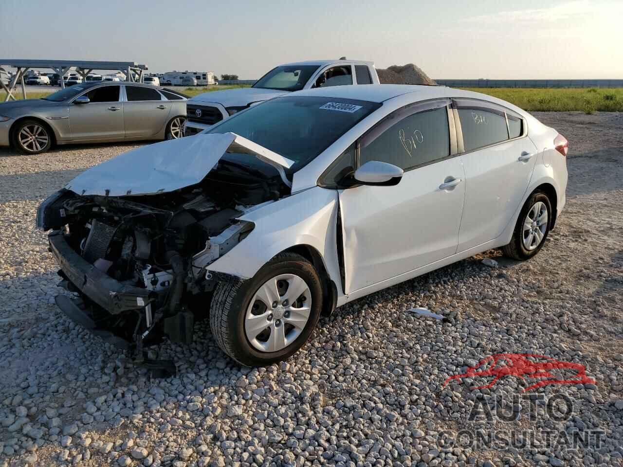 KIA FORTE 2017 - 3KPFL4A73HE042640